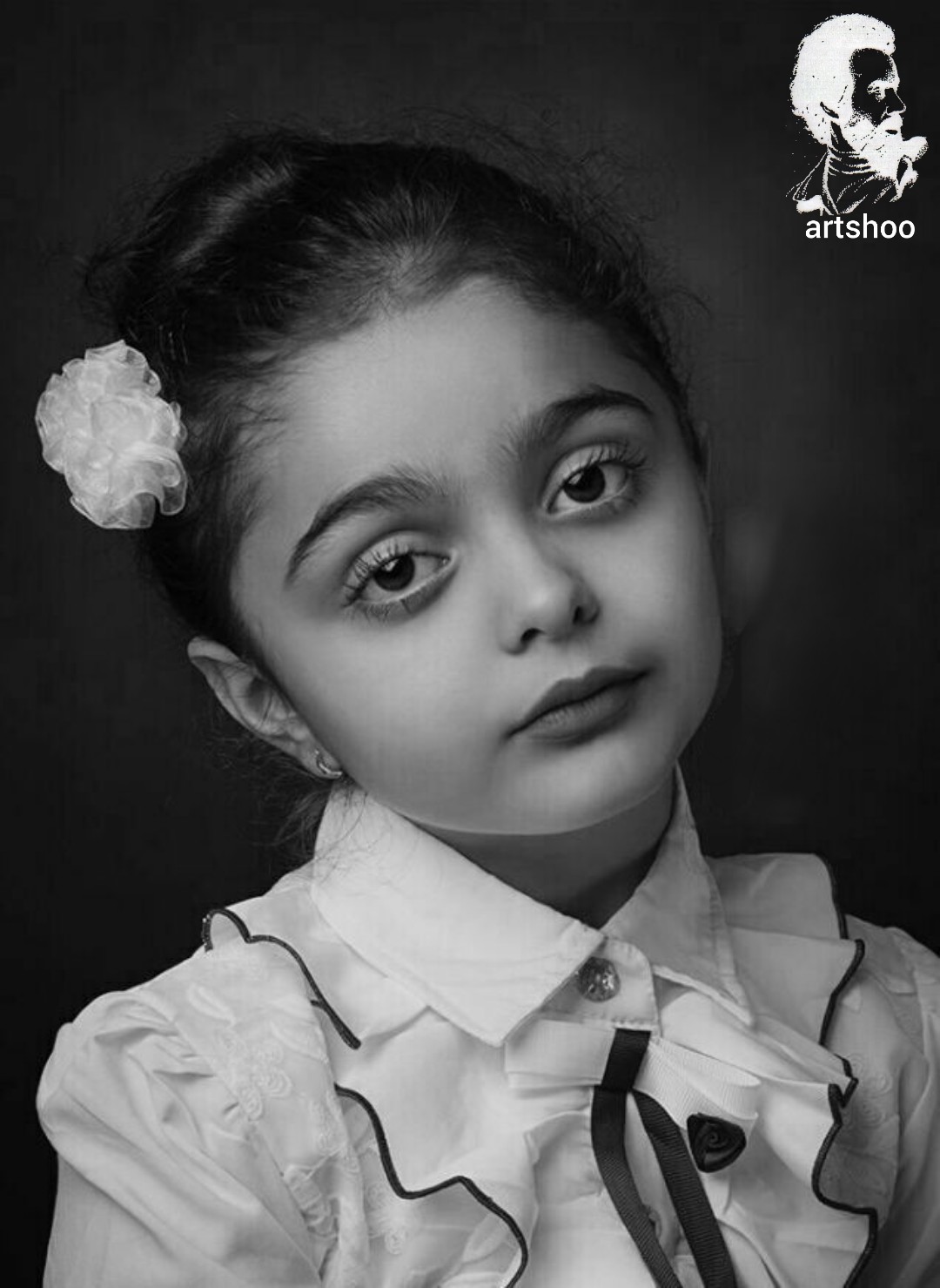 مدل کودک سیاه قلم